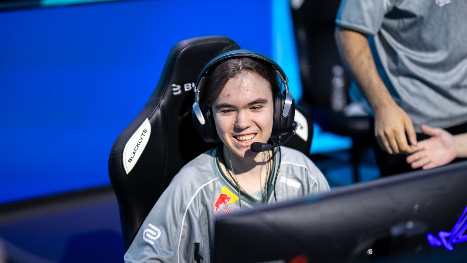 donk tears apart pistol rounds at BLAST Open Porto 2026