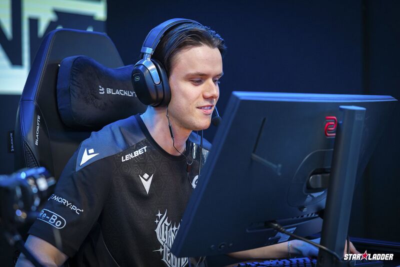 REZ to miss start of Logitech G Play Connect after severe food poisoning