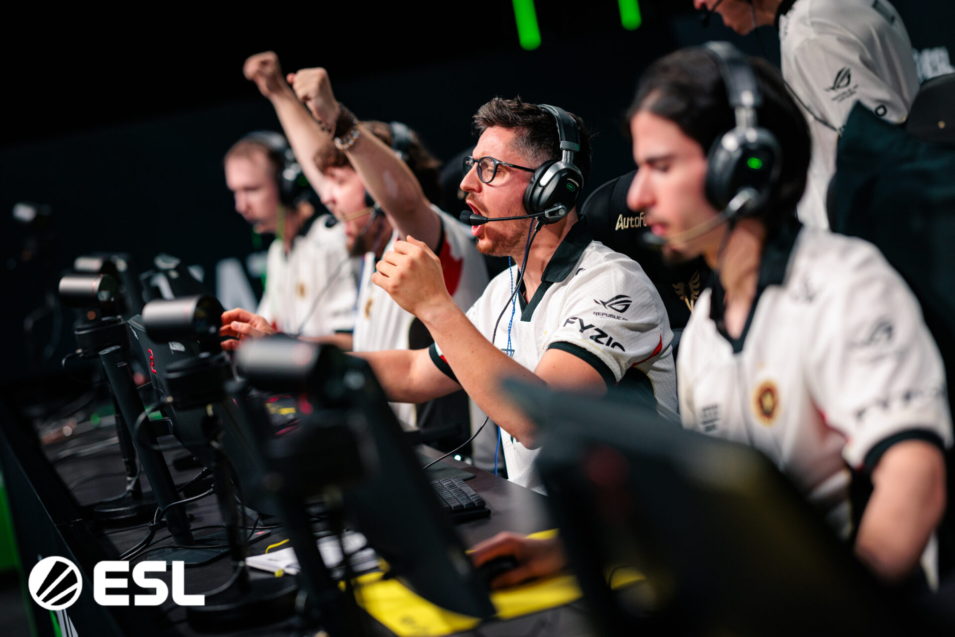 Vitality hand NAVI first loss at ESL Pro League Season 24