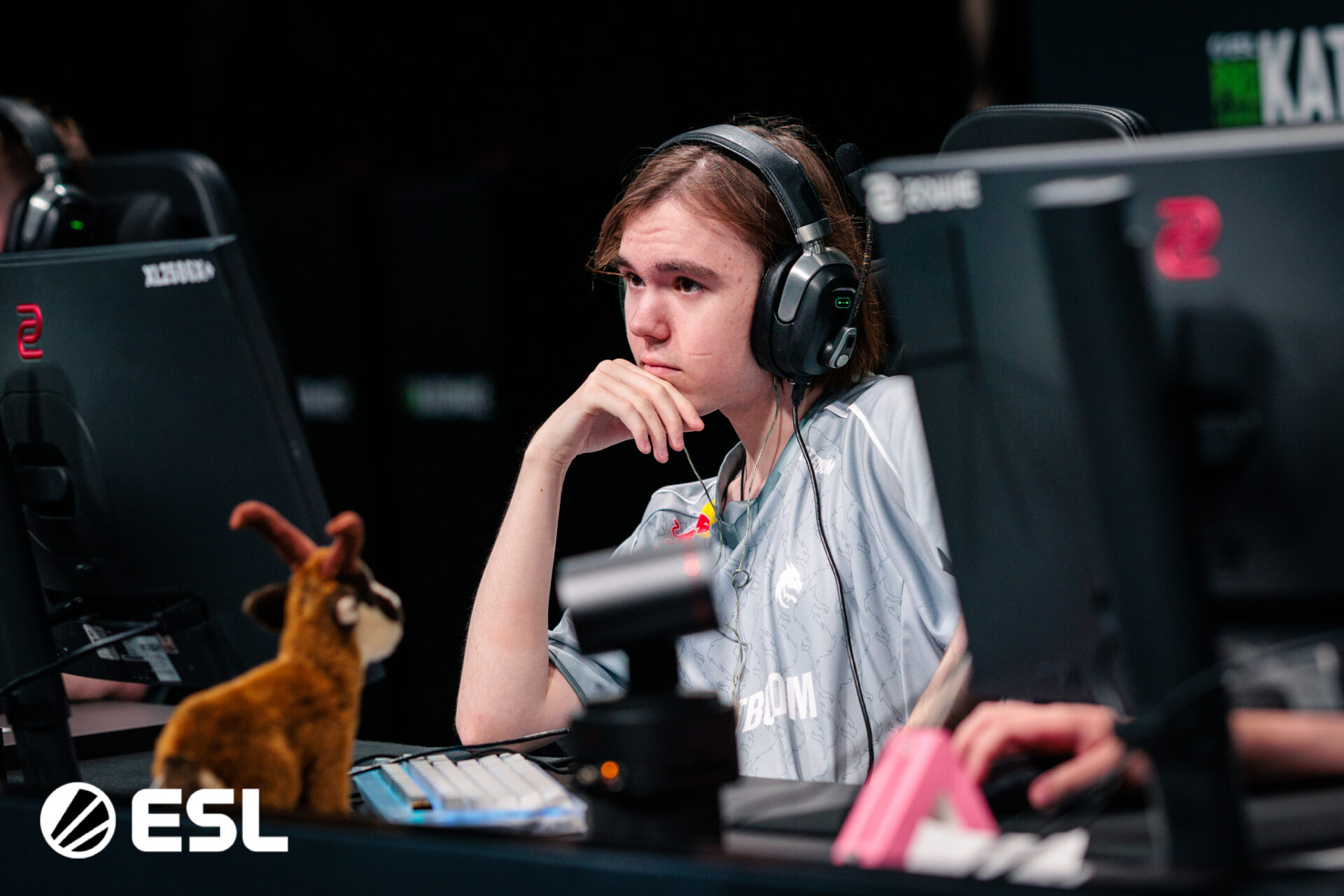 Spirit reverse sweep PARIVISION to reach 2-0 at ESL Pro League Season 24