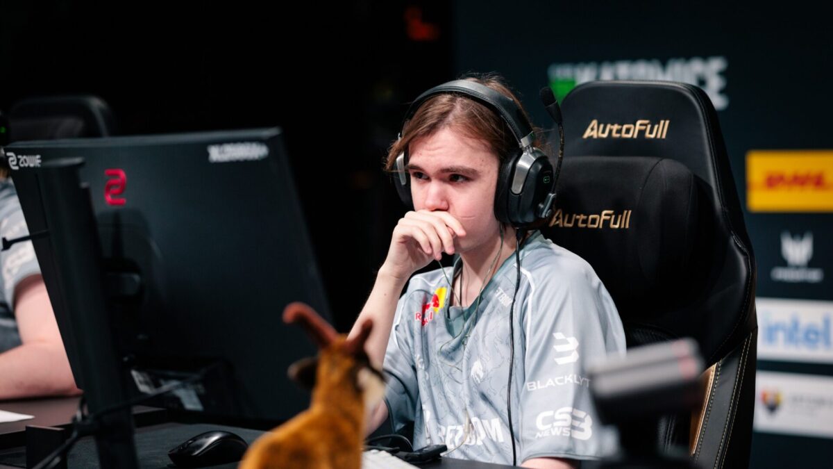 donk, ropz, and Spinx share first place in the race, ESL Pro 24