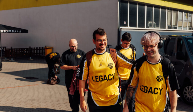 Legacy Will Fly 100,000+ km Before the PGL Singapore Major