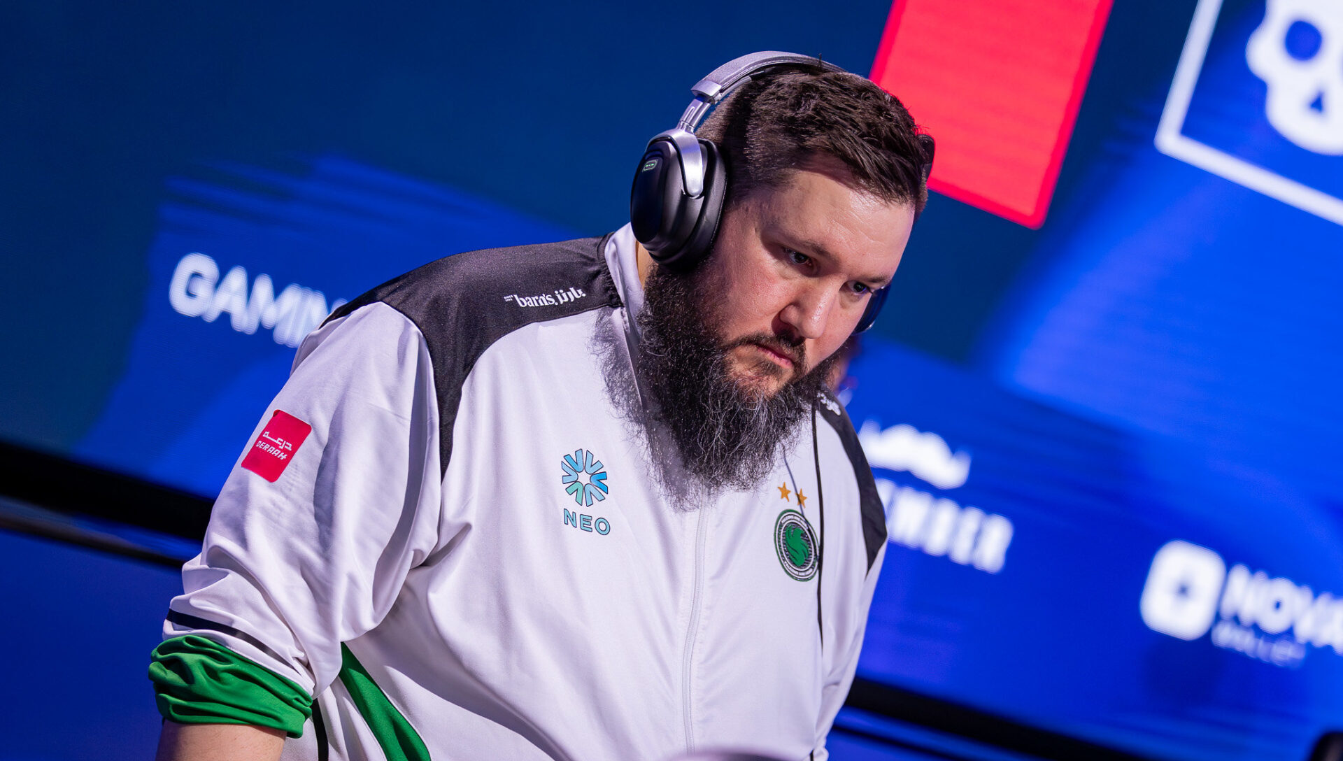 Falcons Coach zonic on Stress, Expectations and Map Pool