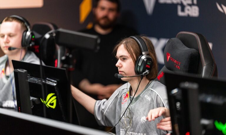 Liquid and Spirit Reach 2-1 at PGL Masters Bucharest 2026
