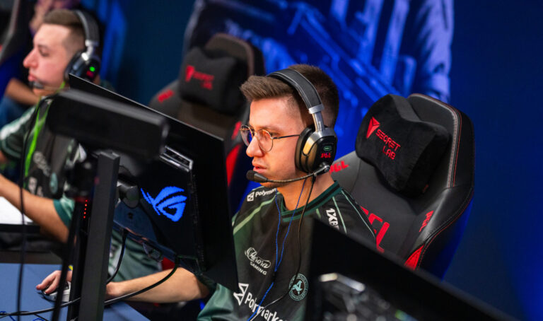 Prediction for Aurora vs MOUZ at PGL Masters Bucharest 2026