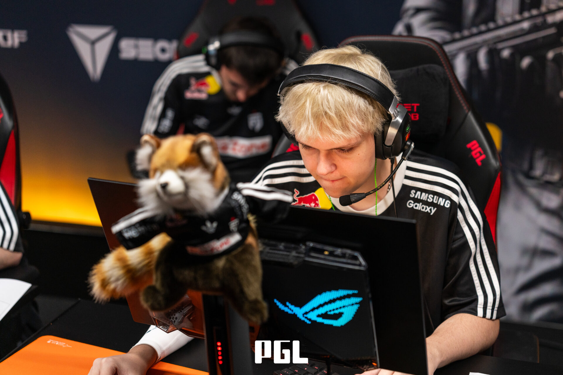 FUT beat TYLOO in SunPayus debut at PGL Masters Bucharest 2026
